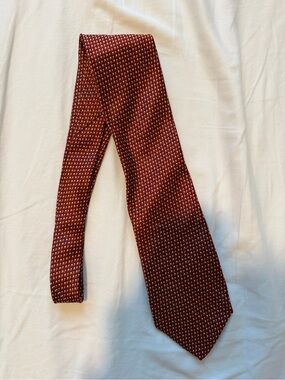 Brioni Burgundy Patterned Silk Tie